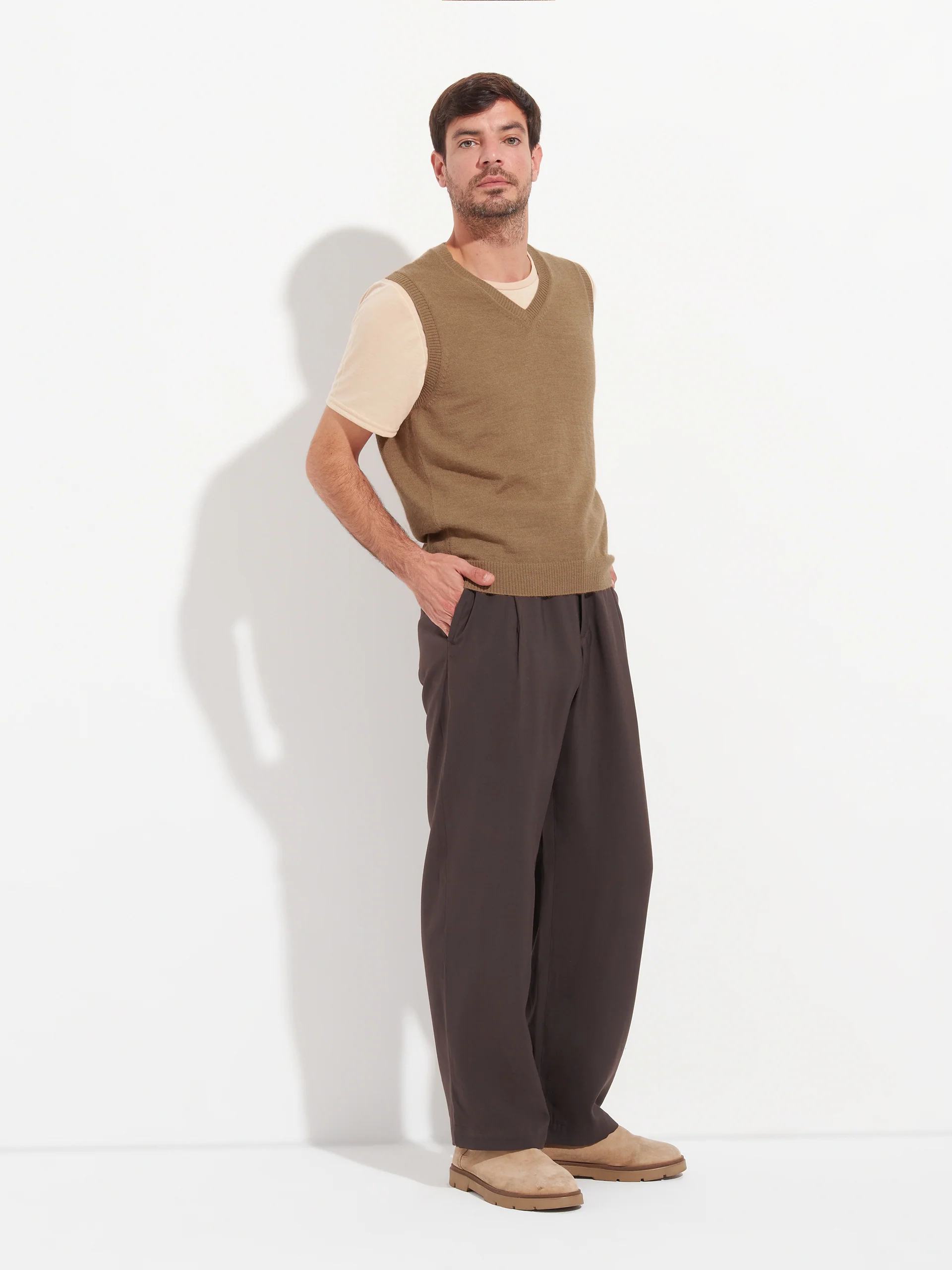 Chaleco Abel De Baby Alpaca Color Camel - Image 4